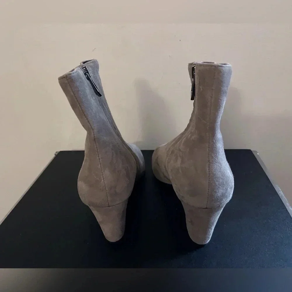 Botkier pointed toe suede booties casual heels fall